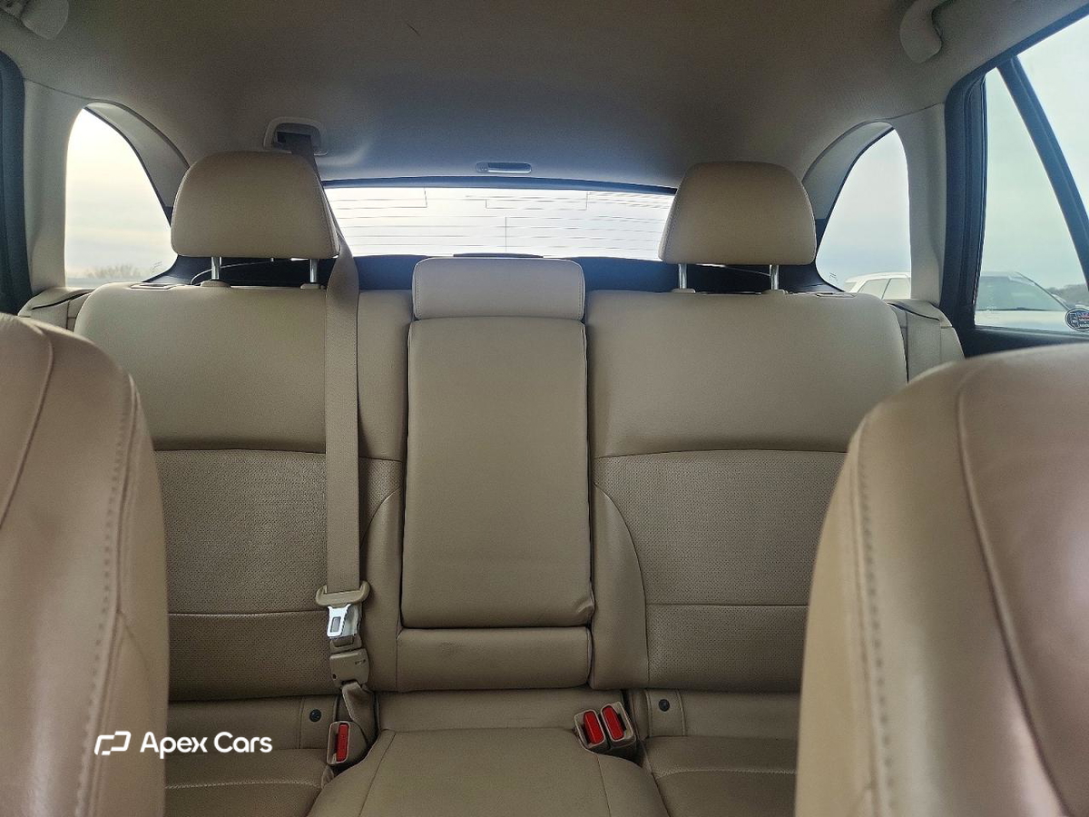 Subaru Outback 2016