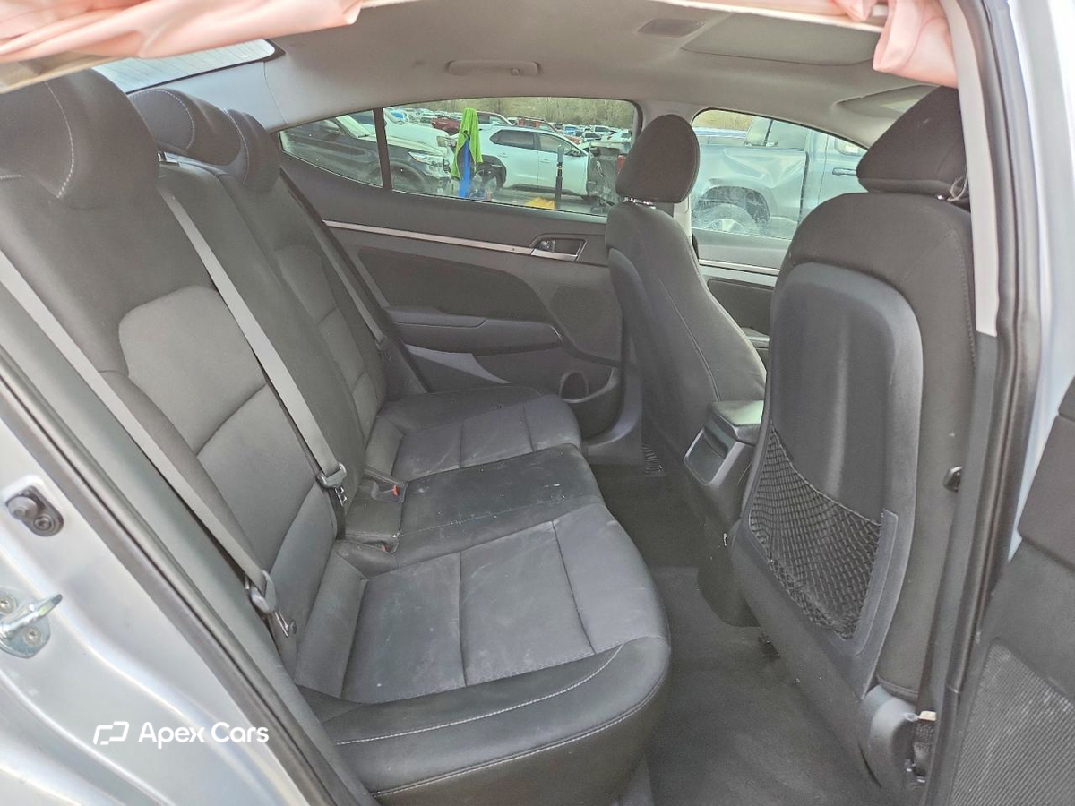 Hyundai Elantra 2018