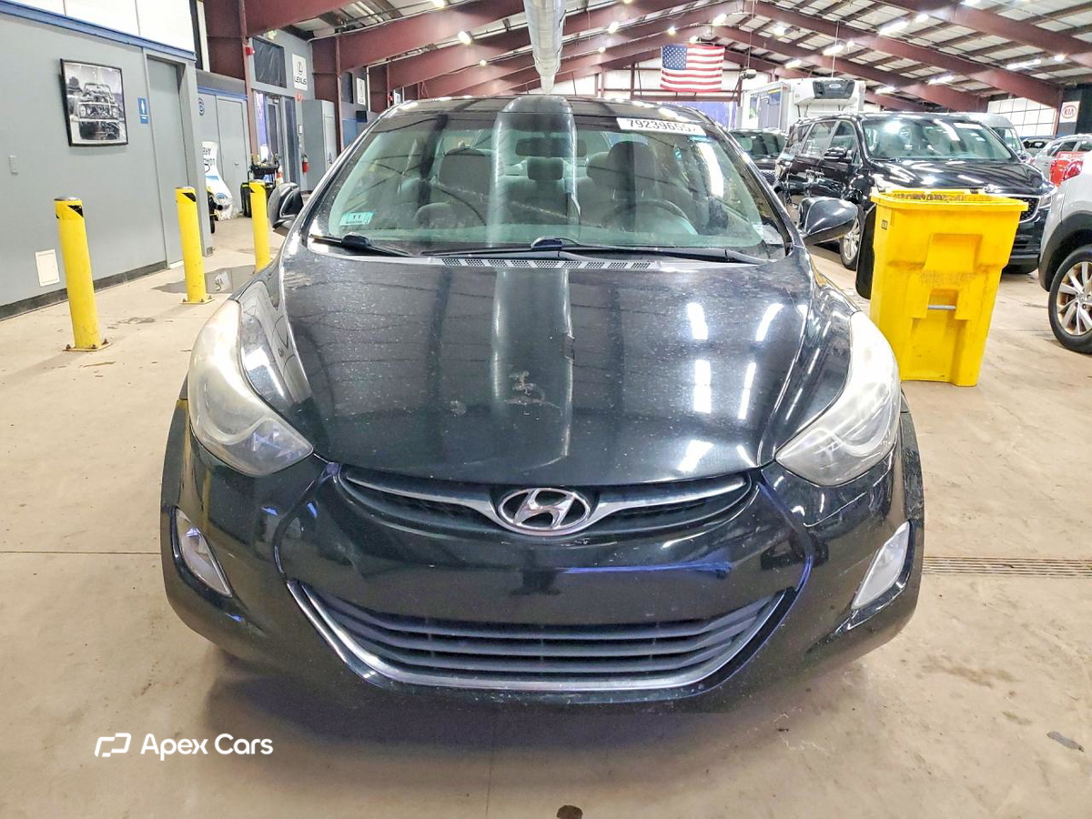 Hyundai Elantra 2013