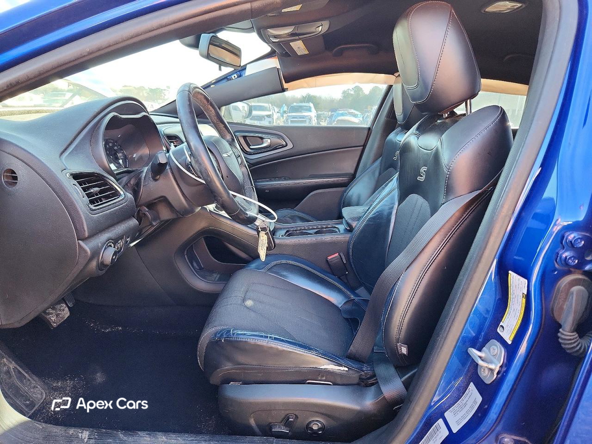 Chrysler 200 2015
