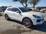 Porsche Cayenne 2021