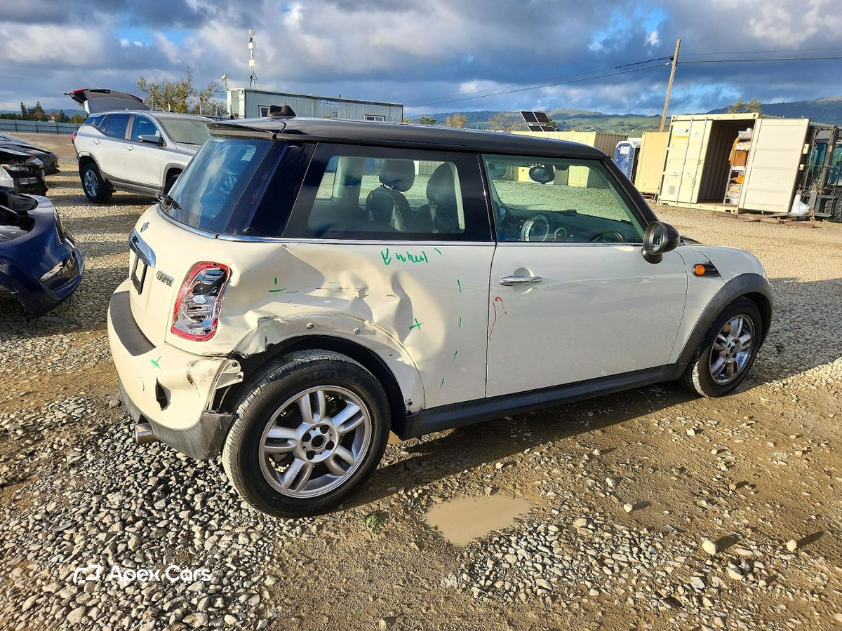 MINI Cooper 2013
