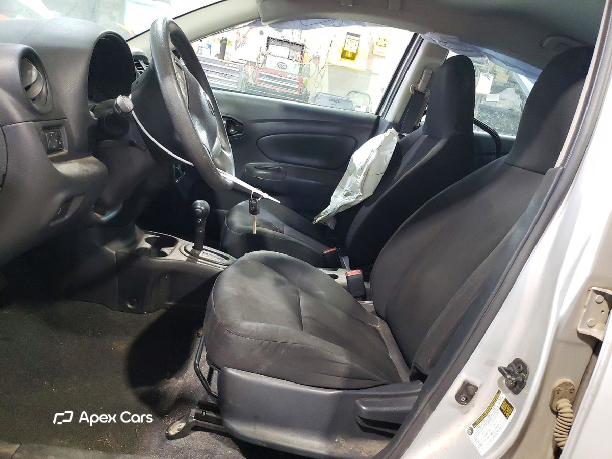 Nissan Versa 2016
