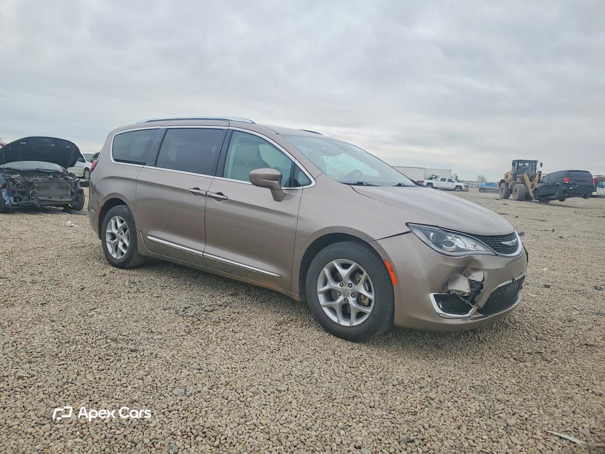 Chrysler Pacifica 2017
