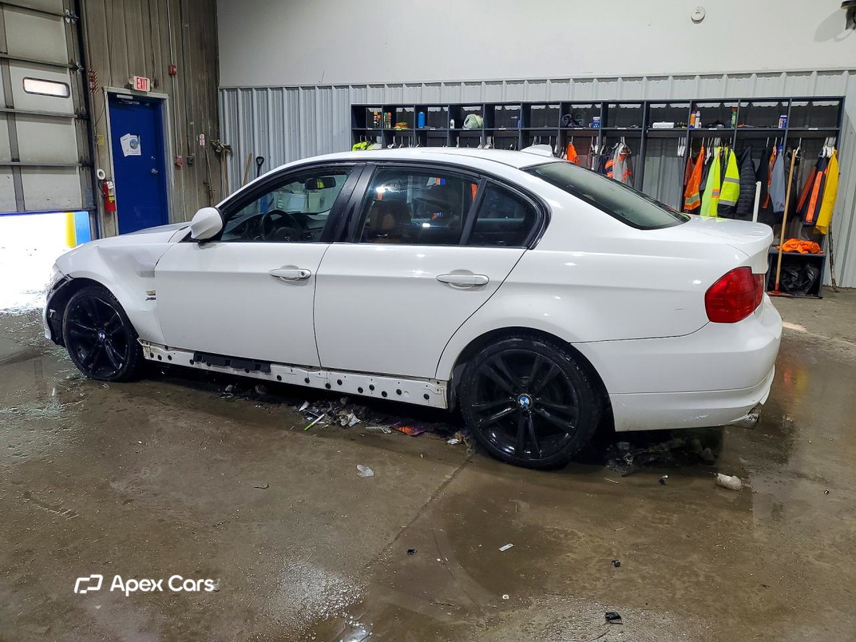 BMW Series 3 2011