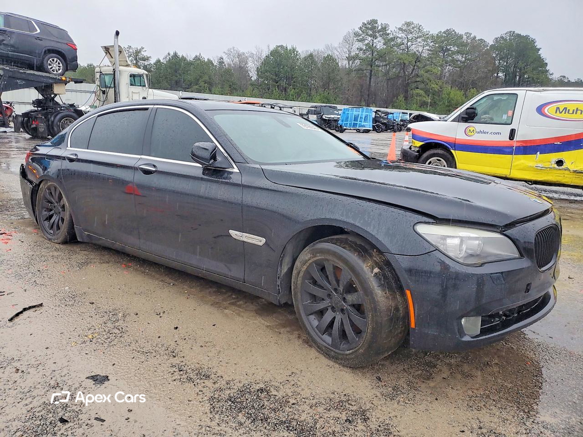 BMW Series 7 2011