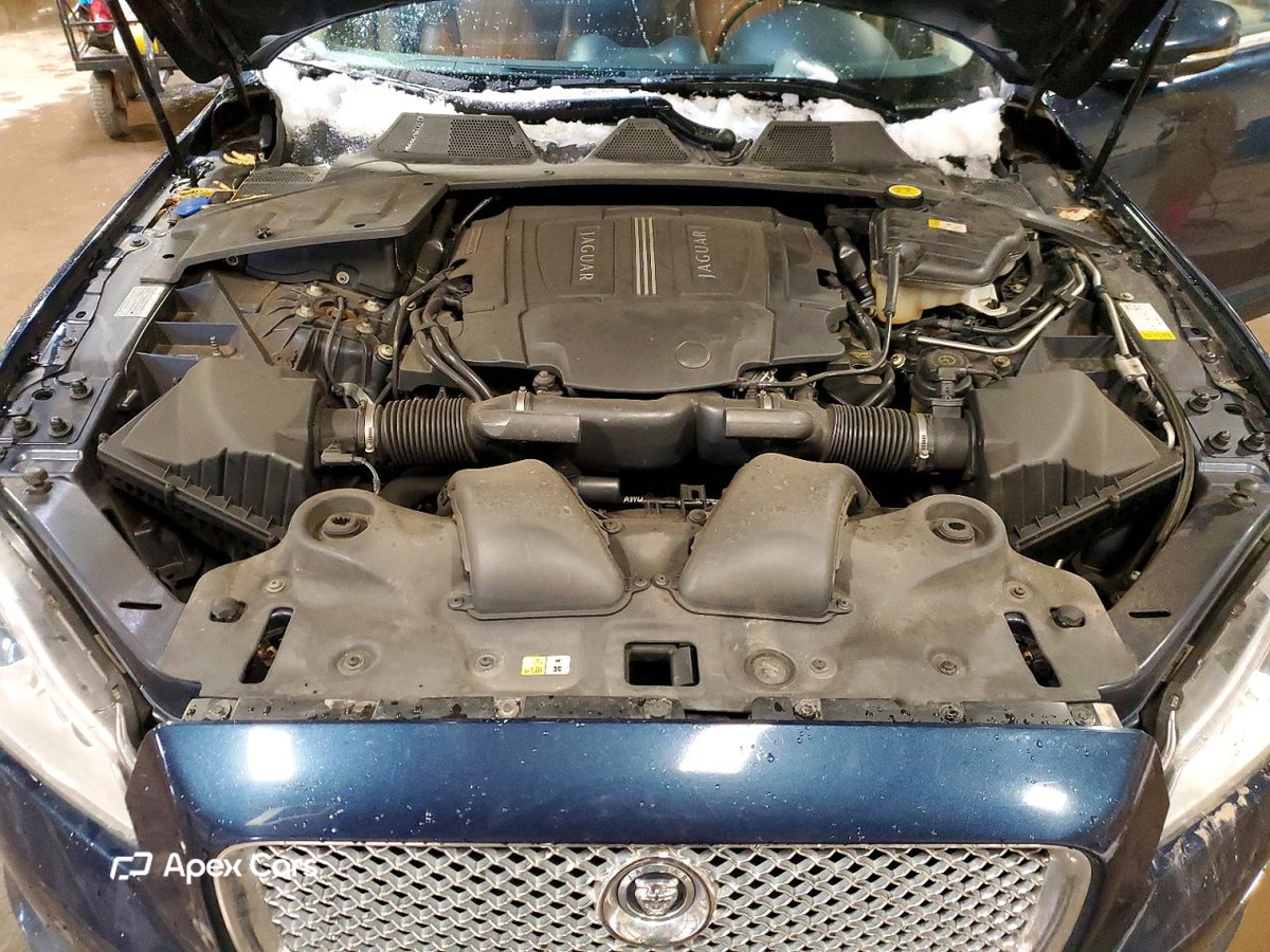 Jaguar XJ 2013
