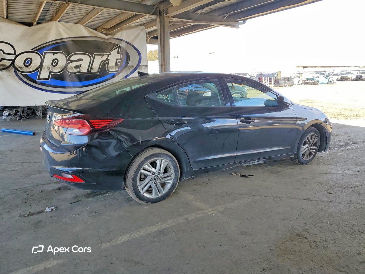 Hyundai Elantra 2019