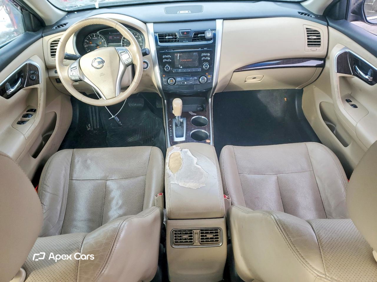 Nissan Altima 2015