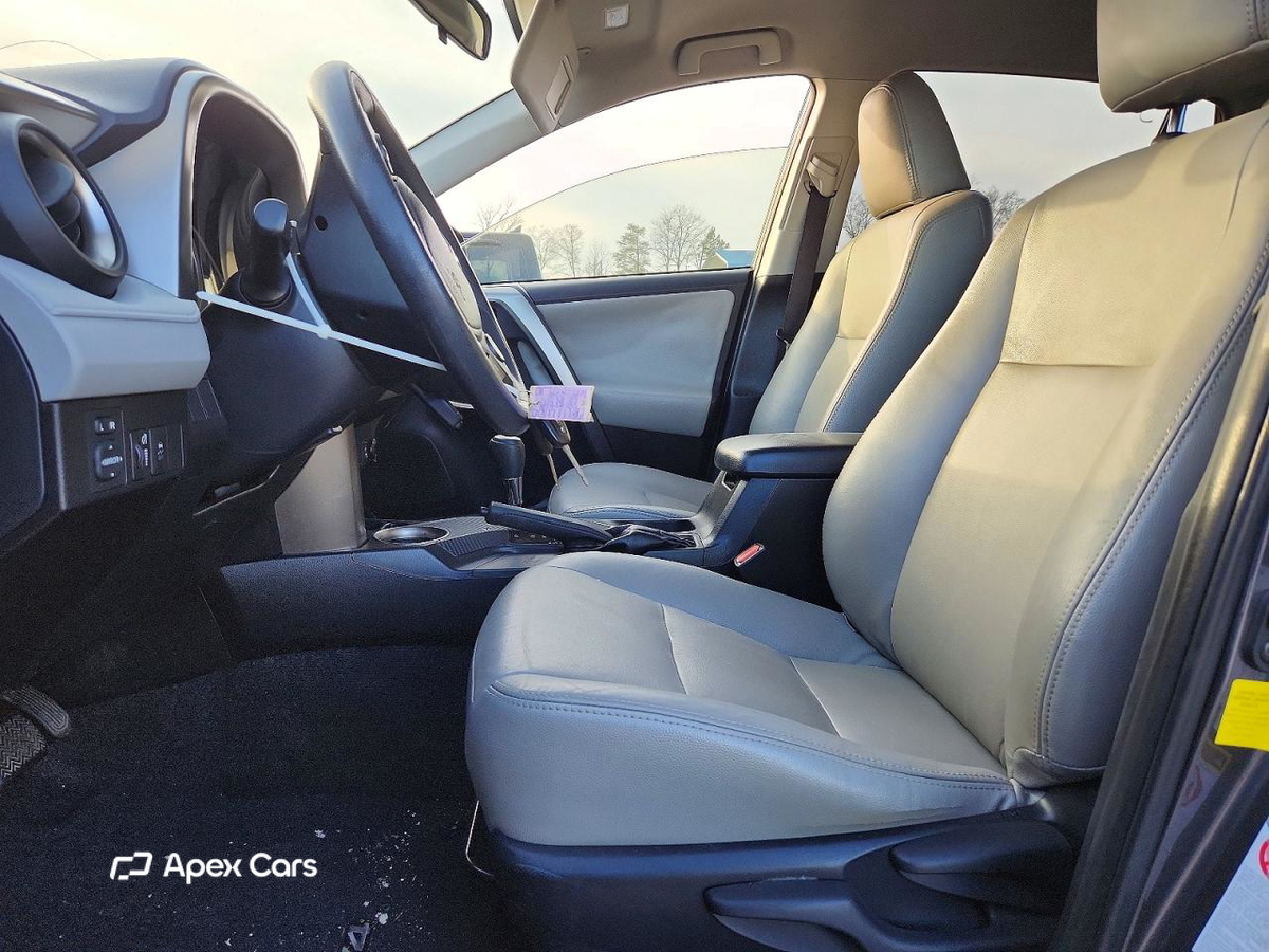 Toyota RAV 4 2014