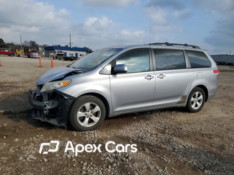 Toyota Sienna 2011 - Image 1 of 14