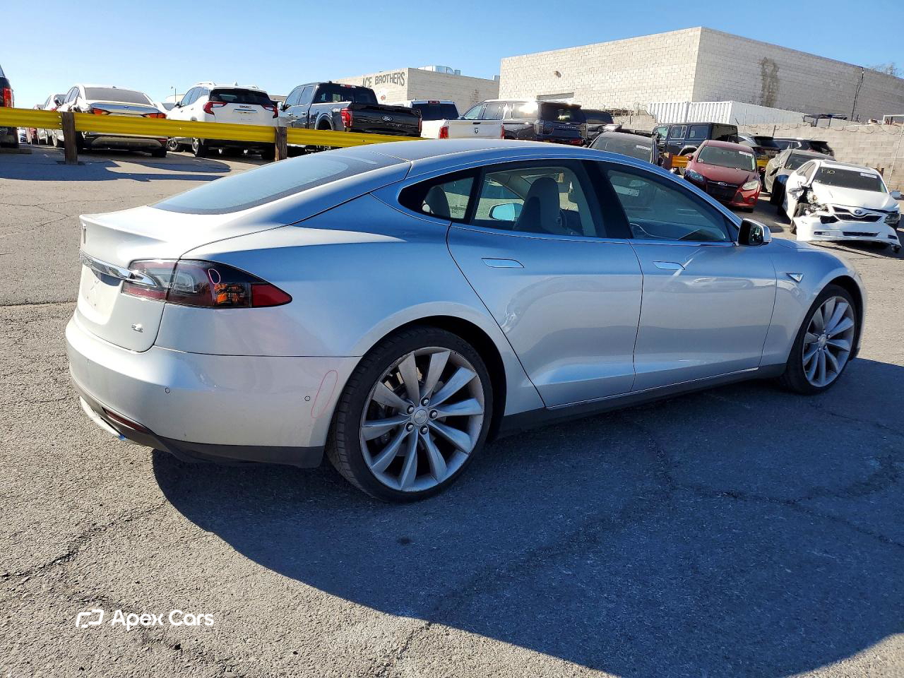 Tesla Model S 2014