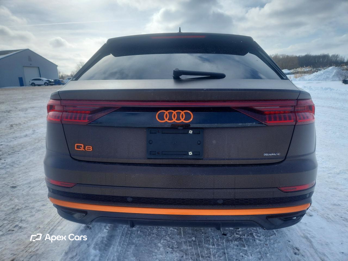 Audi Q8 2021