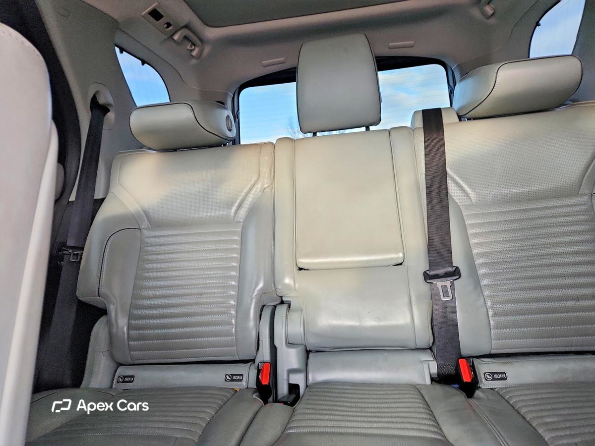 Land Rover Discovery 2018