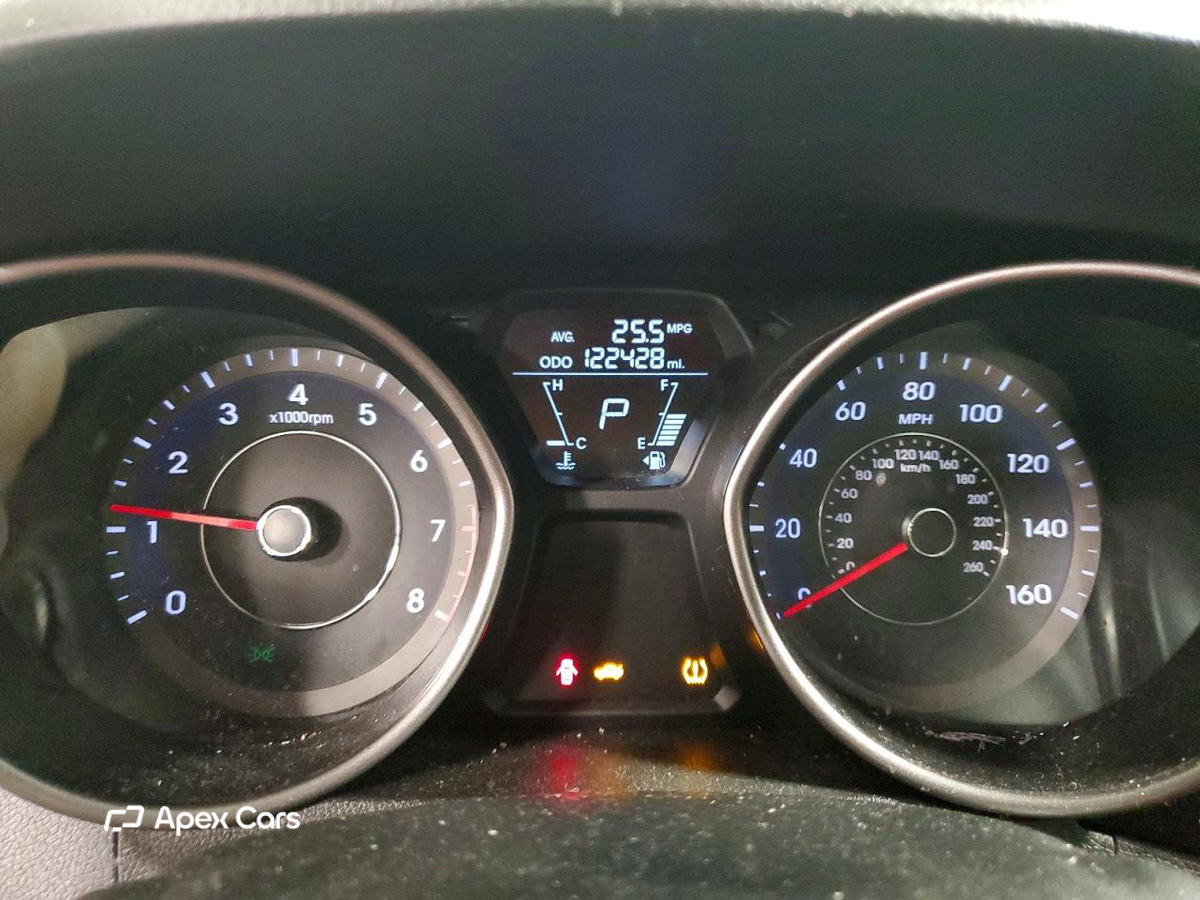 Hyundai Elantra 2013