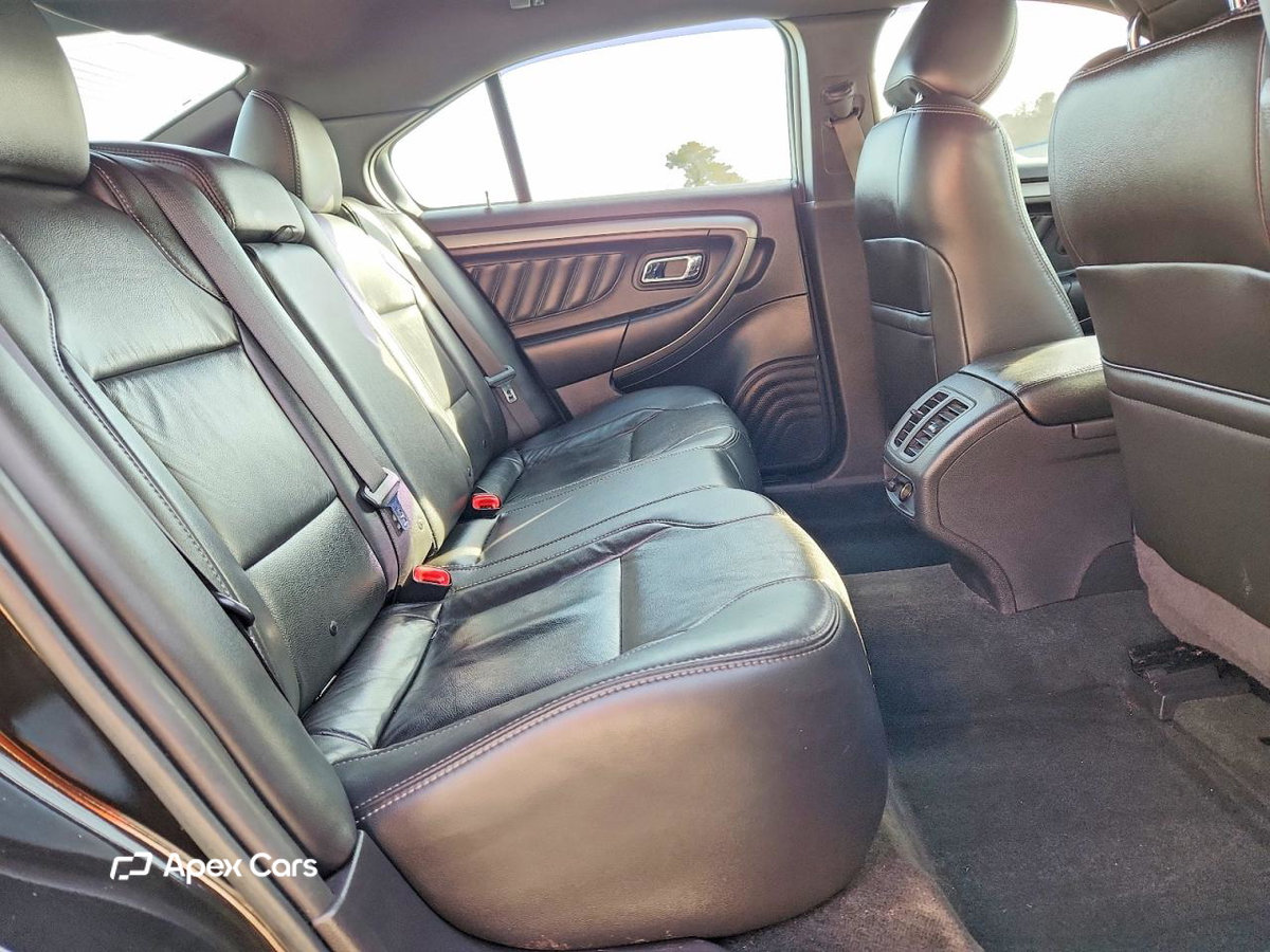 Ford Taurus 2013