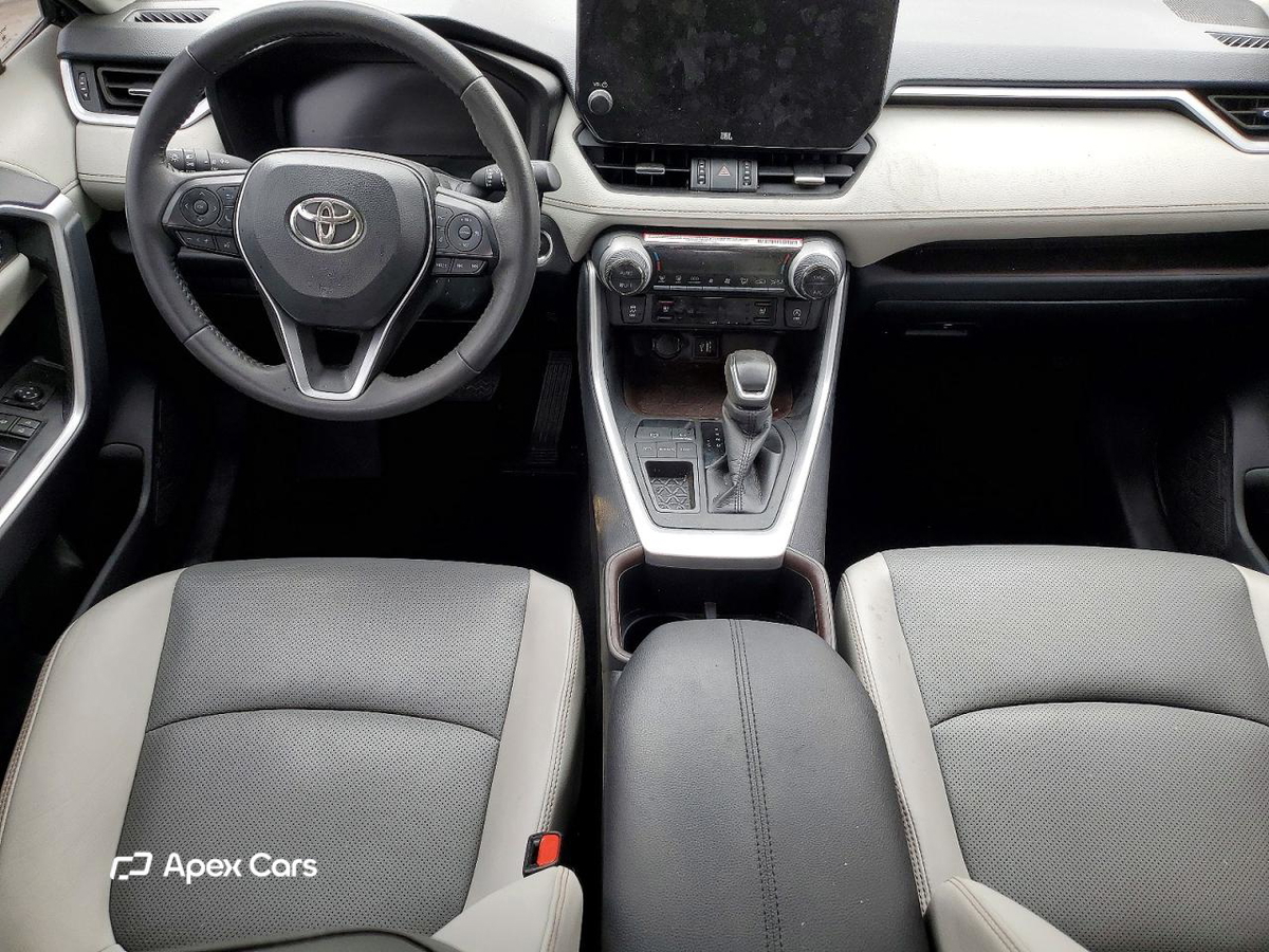 Toyota RAV 4 2024