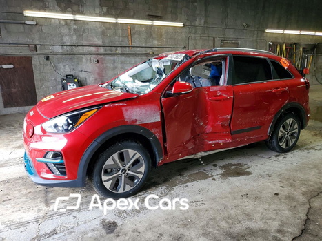 Kia  2022 - Image 1 of 11