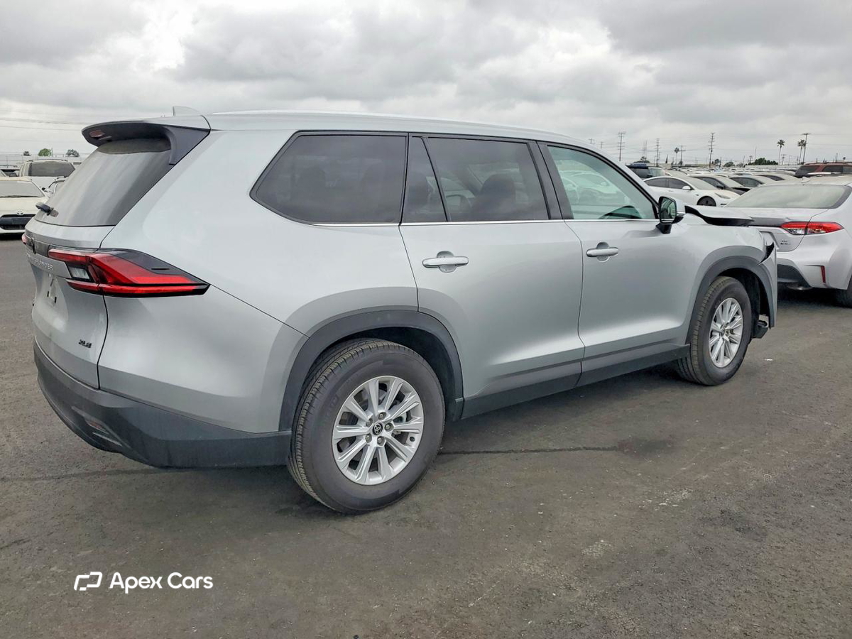 Toyota Highlander 2025
