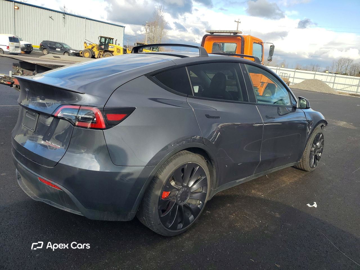 Tesla Model Y 2023