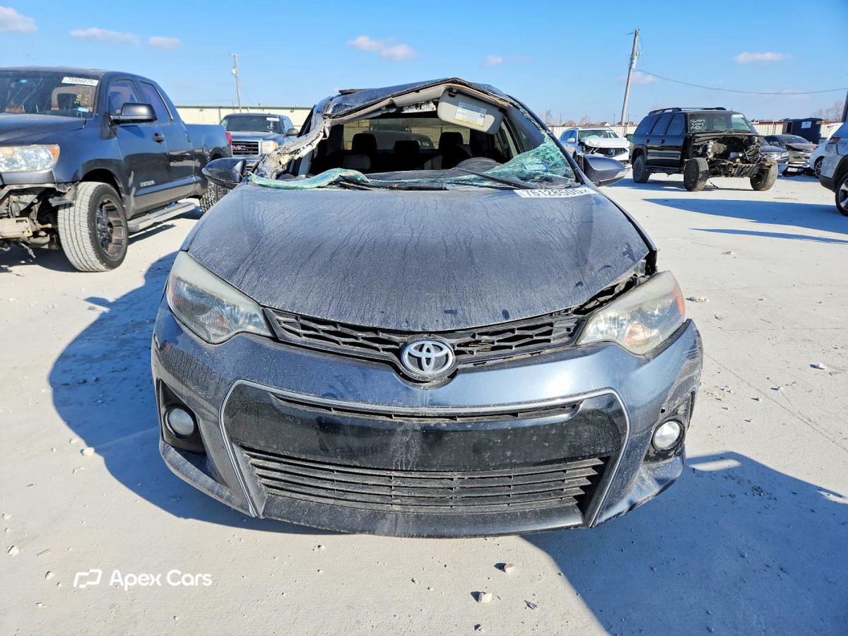Toyota Corolla 2015