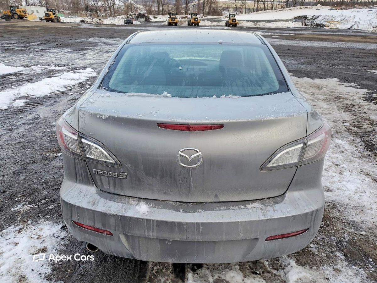 Mazda 3 2012