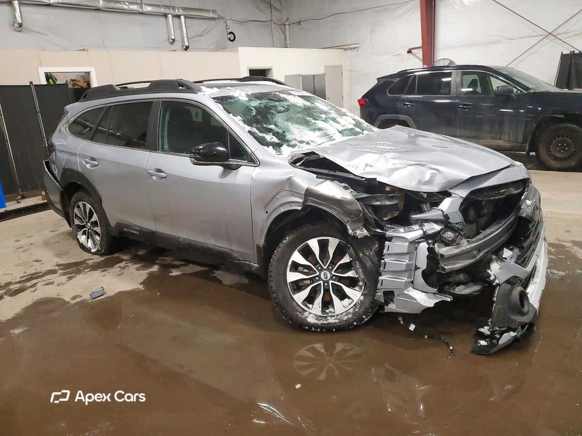 Subaru Outback 2025