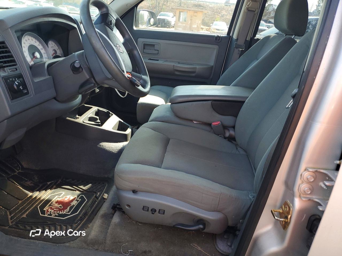 Dodge Dakota 2005
