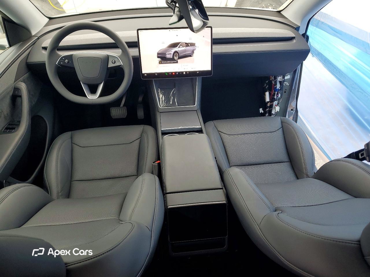 Tesla Model Y 2026