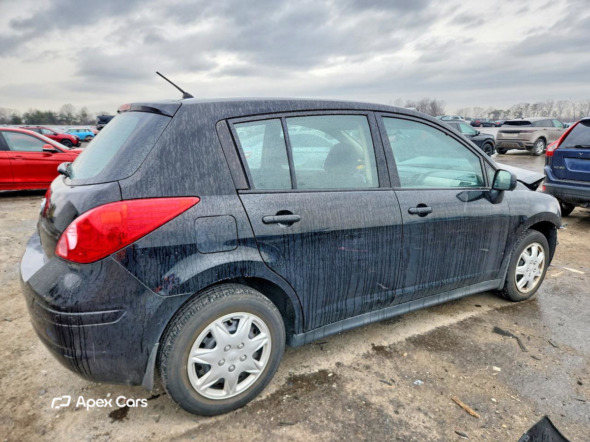 Nissan Versa 2010