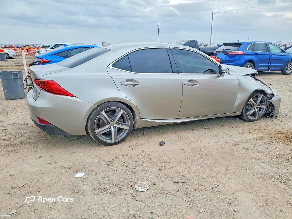 Lexus IS 2017