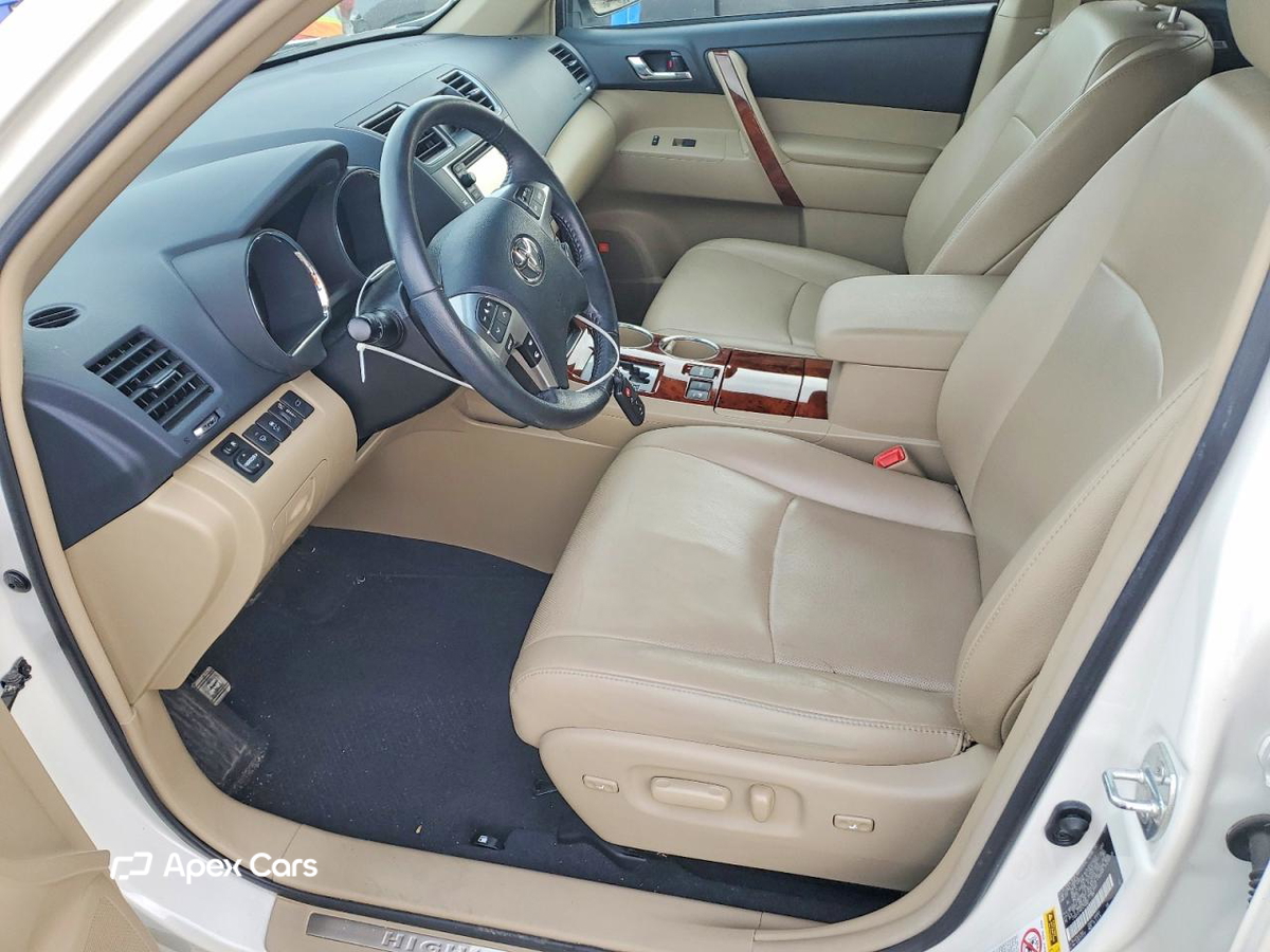 Toyota Highlander 2013