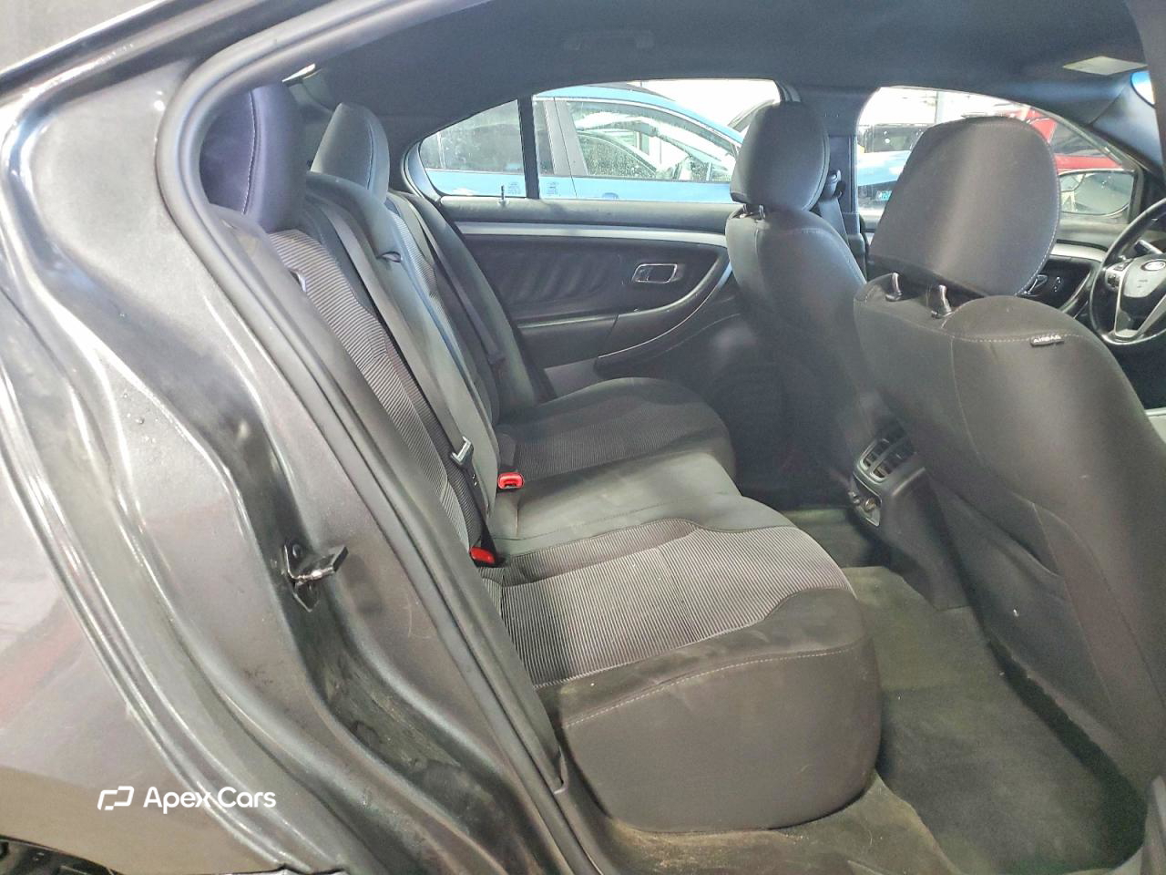 Ford Taurus 2016