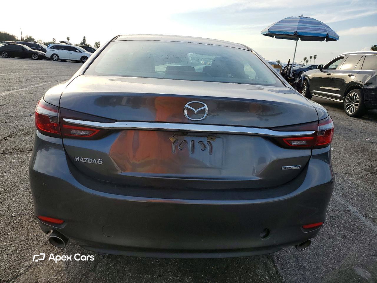 Mazda 6 2021