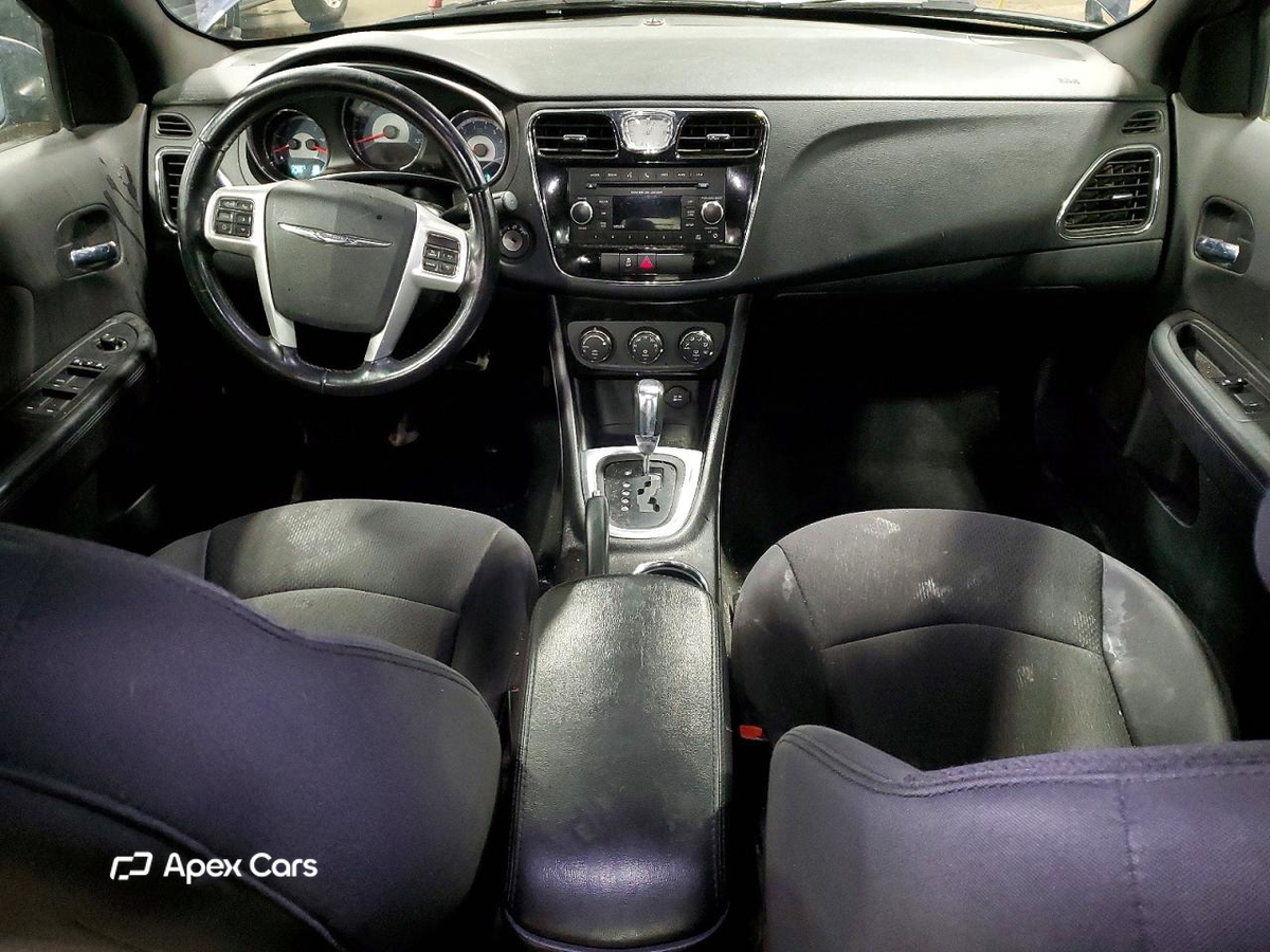 Chrysler 200 2012