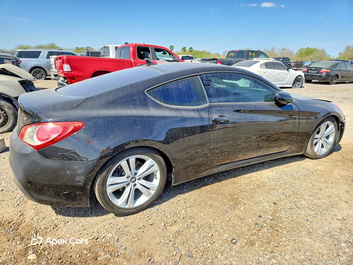 Hyundai Genesis 2011