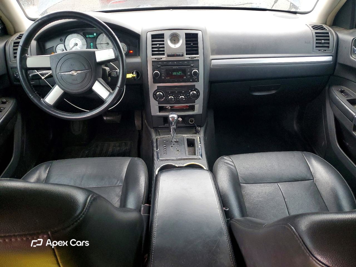 Chrysler 300 2010