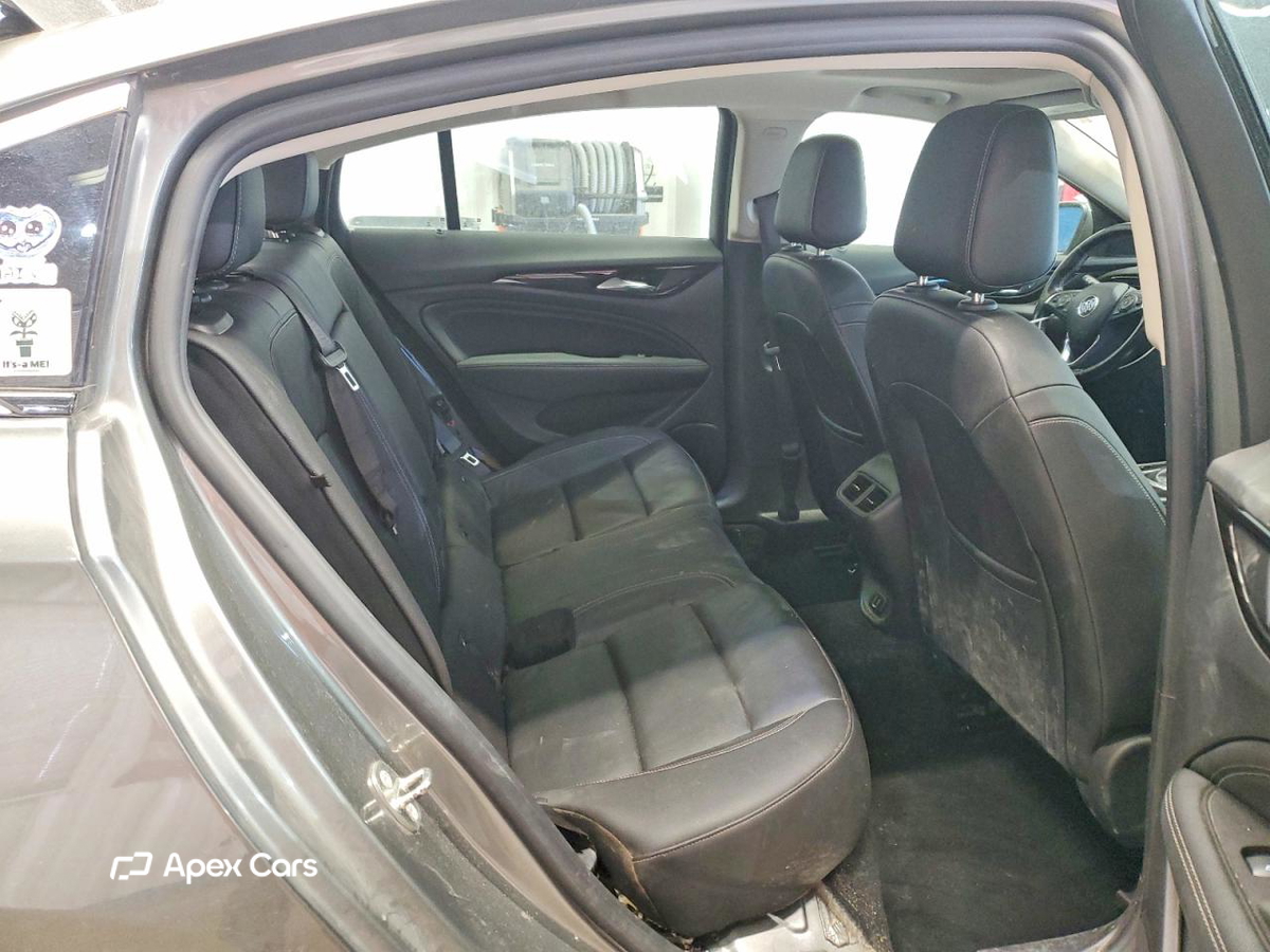 Buick Regal 2018