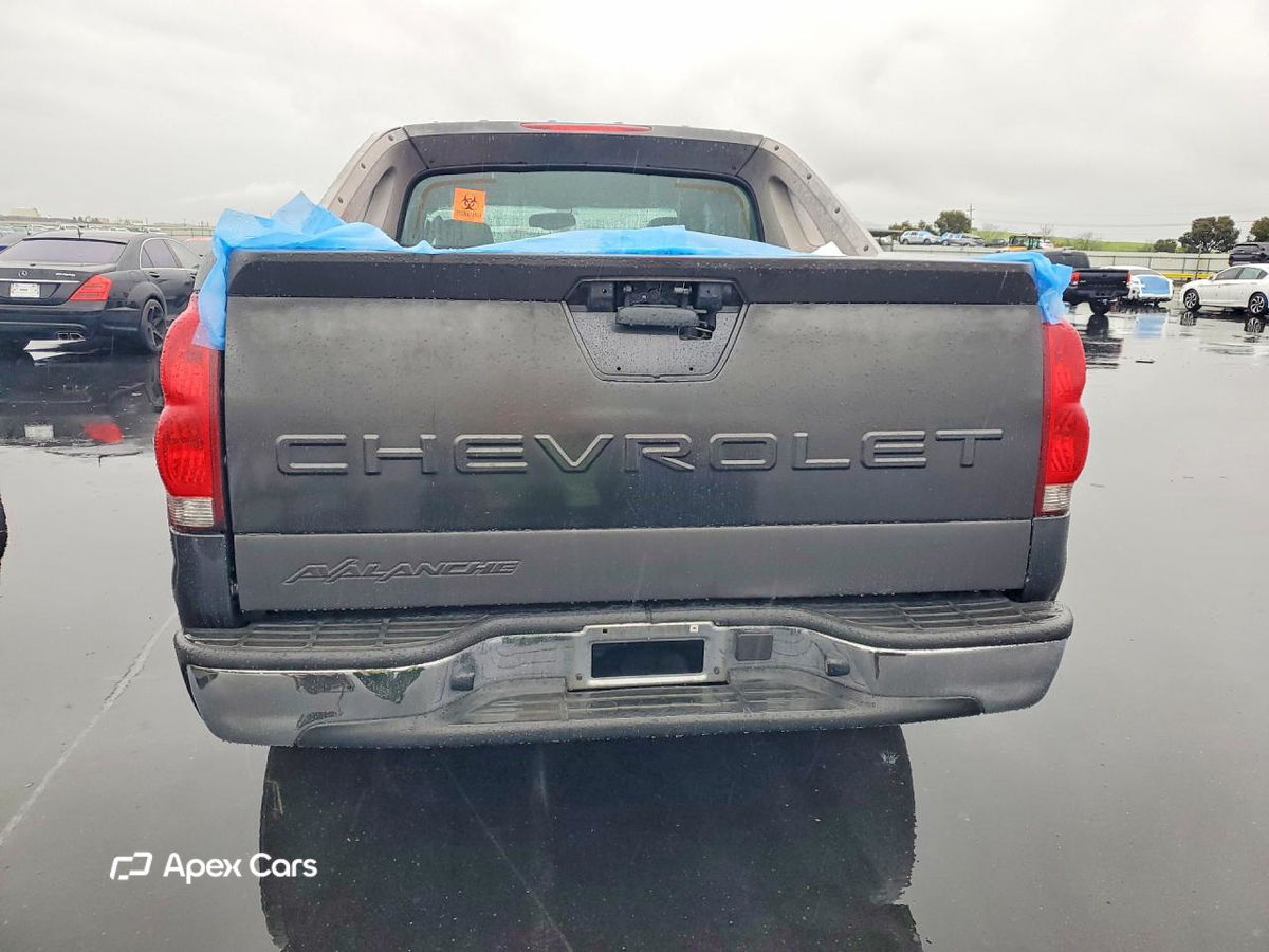 Chevrolet Avalanche 2004