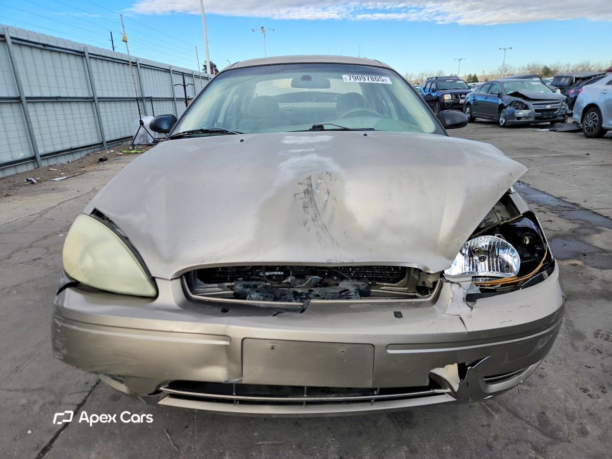 Ford Taurus 2005
