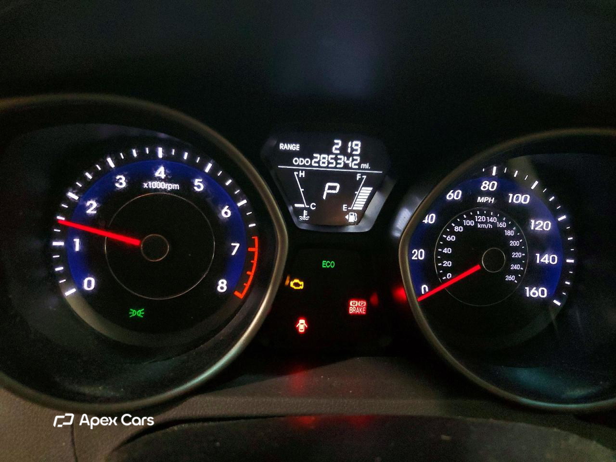 Hyundai Elantra 2013