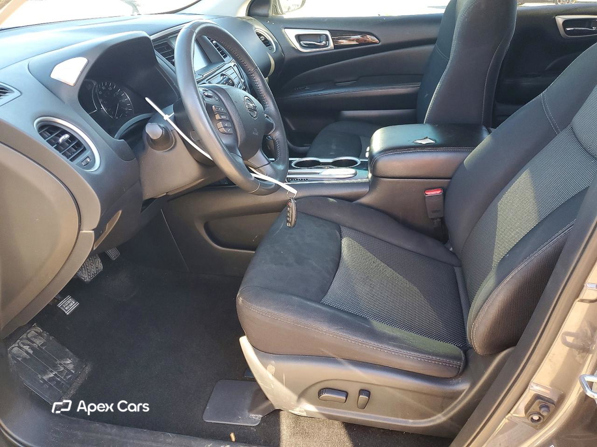 Nissan Pathfinder 2018