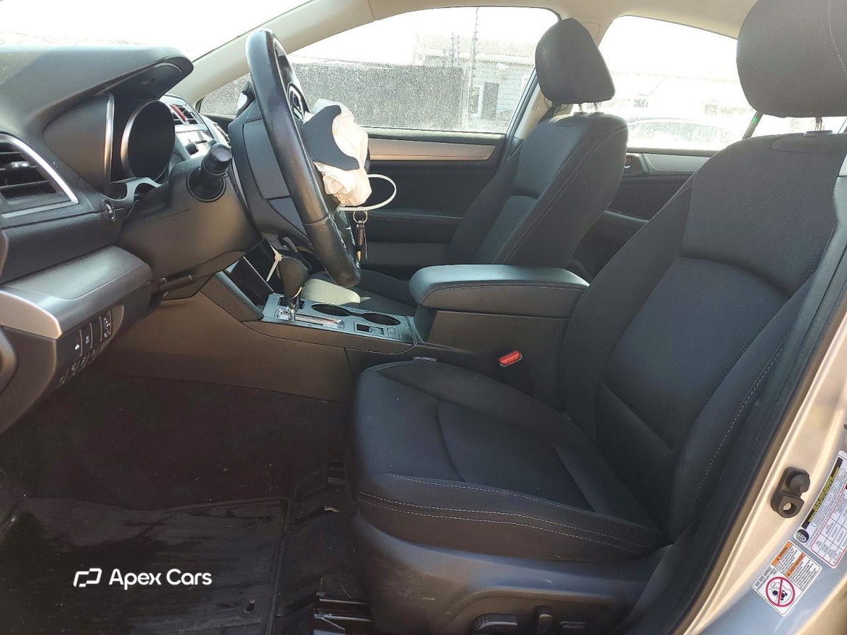 Subaru Legacy 2015