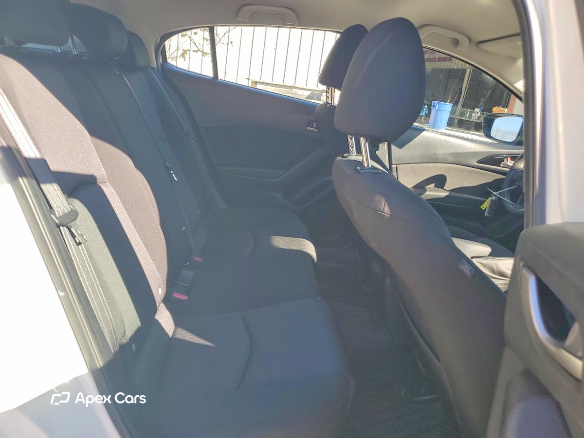 Mazda 3 2015