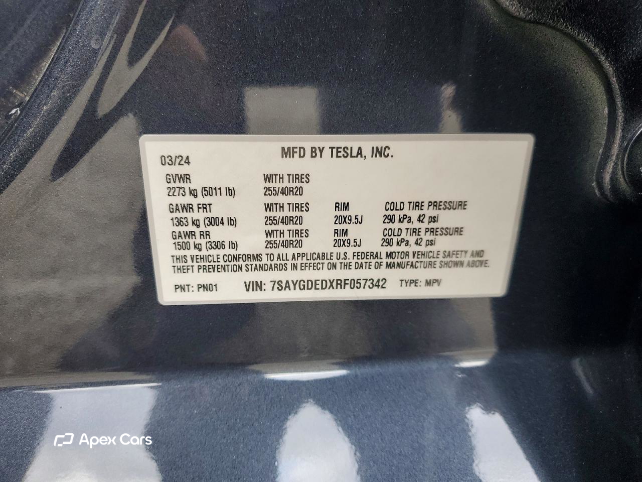 Tesla Model Y 2024