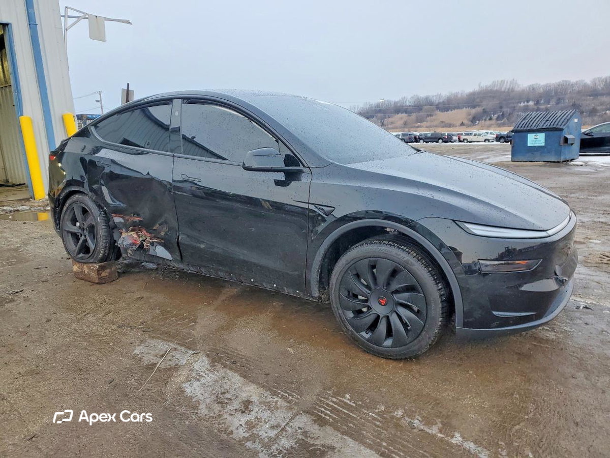 Tesla Model Y 2026