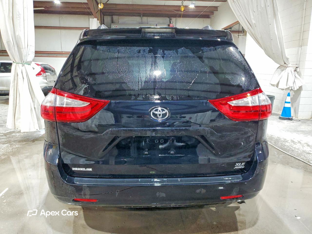 Toyota Sienna 2018