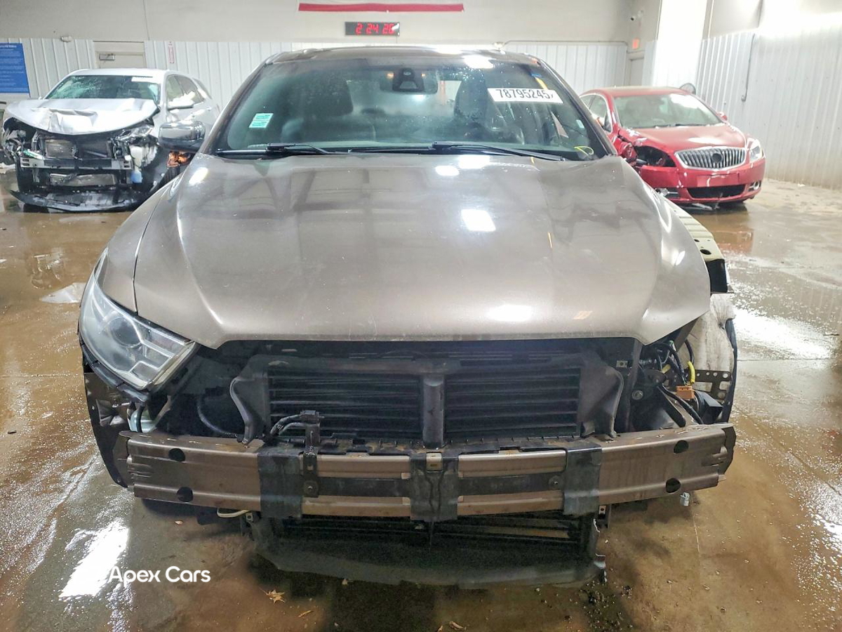 Ford Taurus 2016