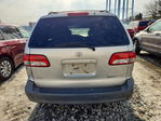 Toyota Sienna 2003
