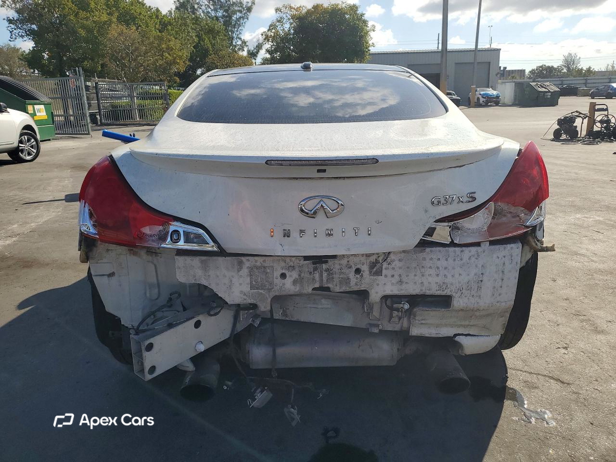 Infiniti G 2013